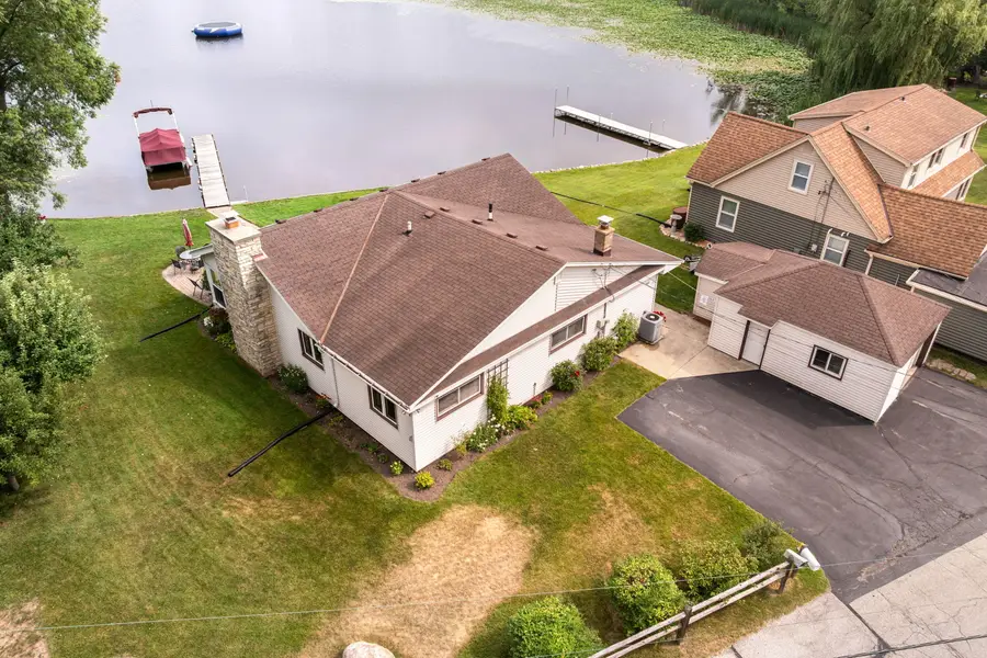 3464 South Shore Dr, Richfield, WI 53033 - #3