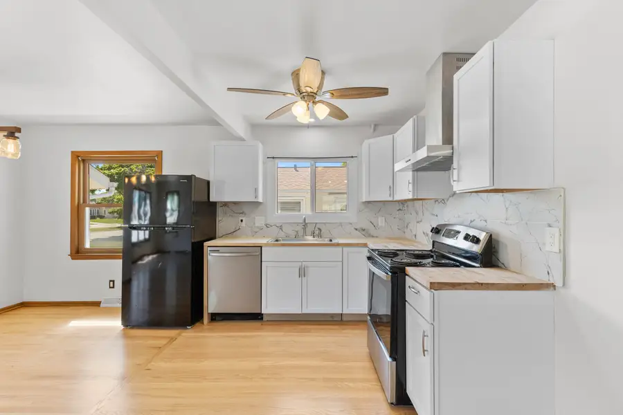 9600 W Morgan Ave, Milwaukee, WI 53228 - #3