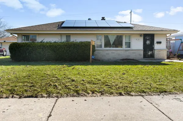 4158 N 77th St, Milwaukee, WI 53222