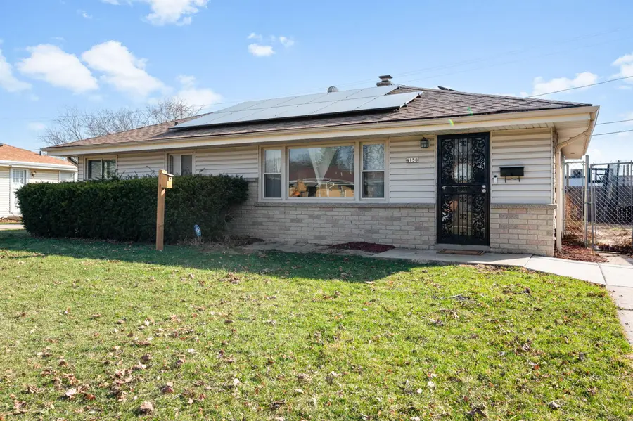4158 N 77th St, Milwaukee, WI 53222 - #2