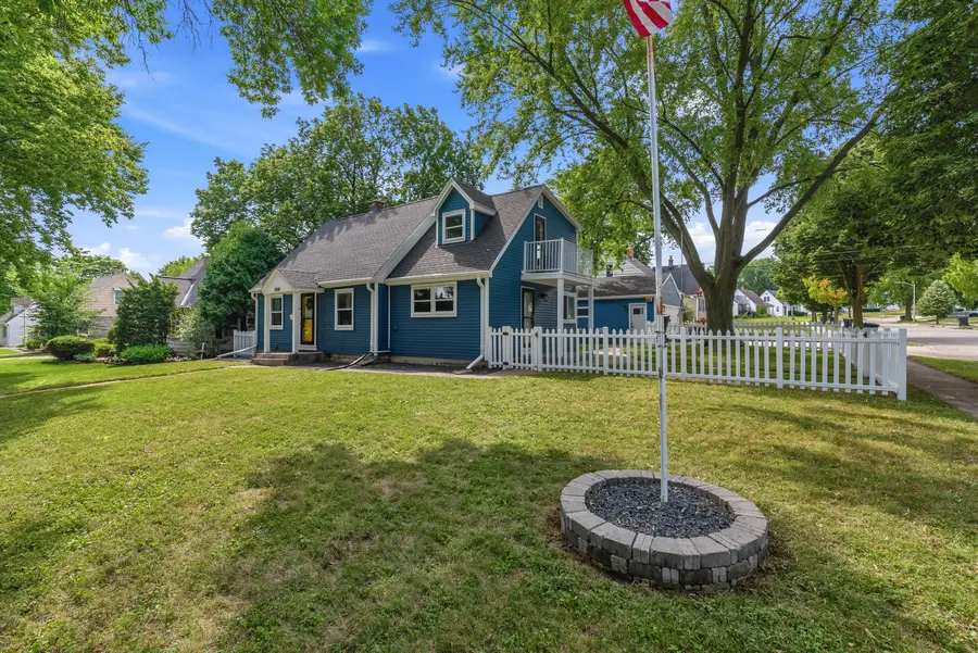 8941 W Montana Ave, West Allis, WI 53227 - #2