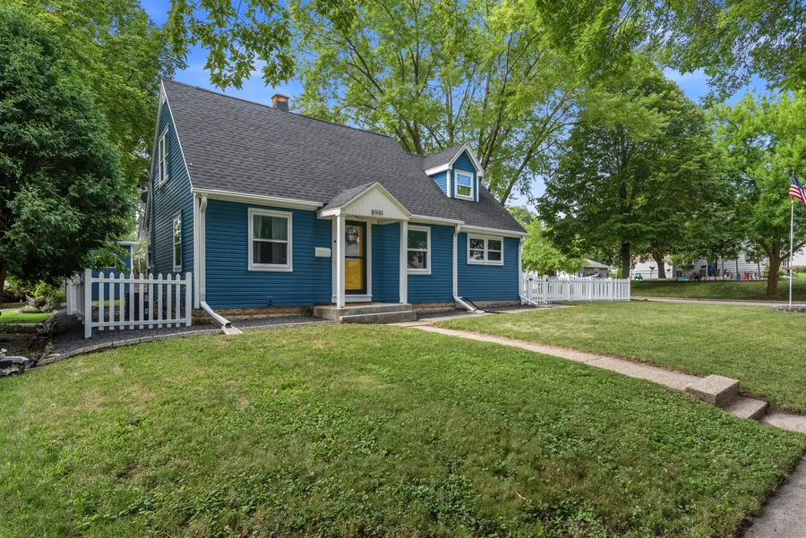 8941 W Montana Ave, West Allis, WI 53227 - #3