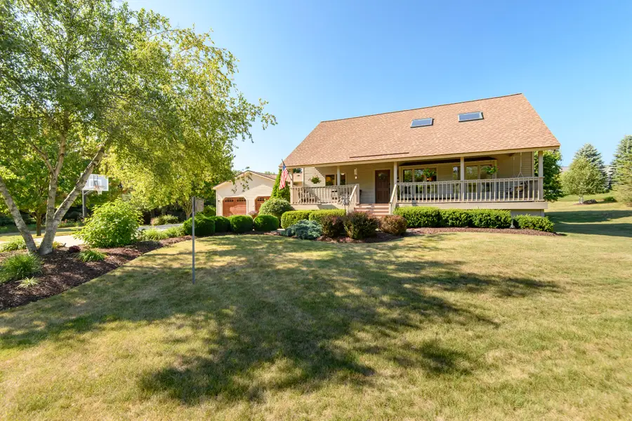 W349S2296 Waterville Rd, Oconomowoc, WI 53066 - #3