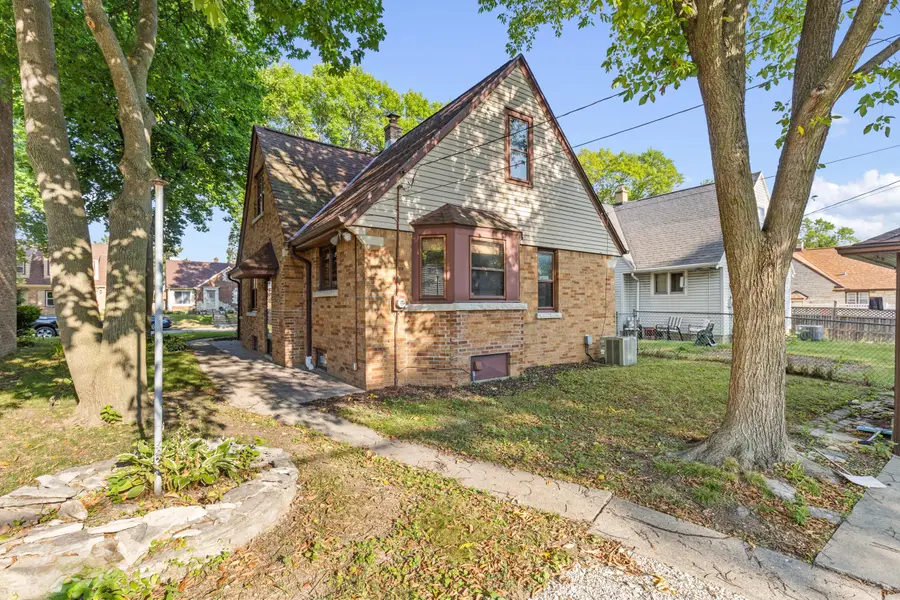 3720 N 56th St, Milwaukee, WI 53216 - #3
