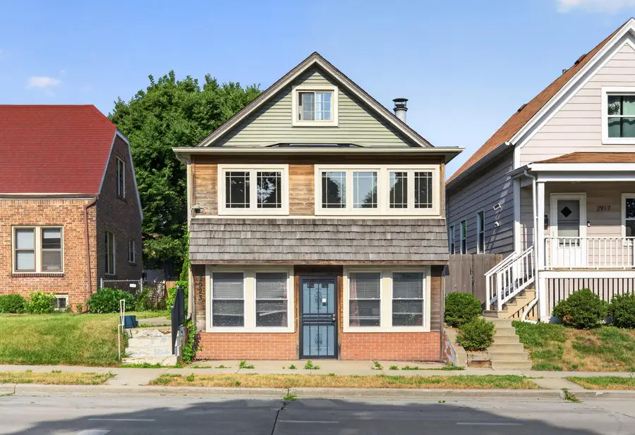 2921 S Howell Ave, Milwaukee, WI 53207 - #2