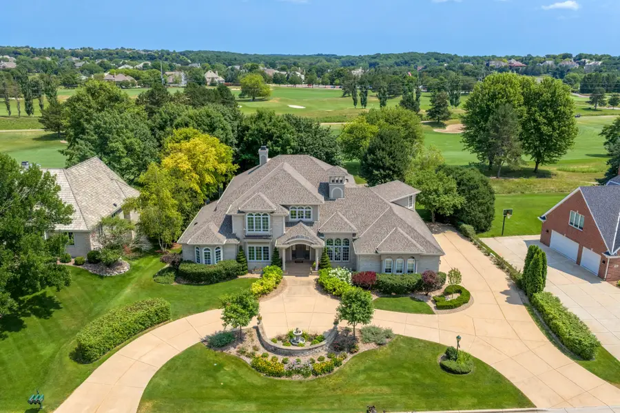800 N Ponderosa Dr, Hartland, WI 53029 - #3