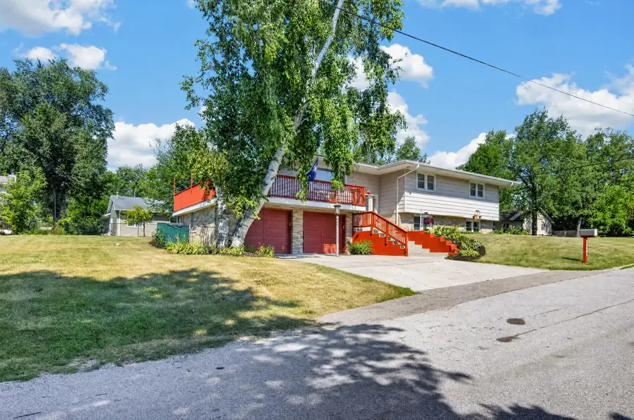 N2445 Fisk Dr, Lake Ivanhoe, WI 53105 - #3