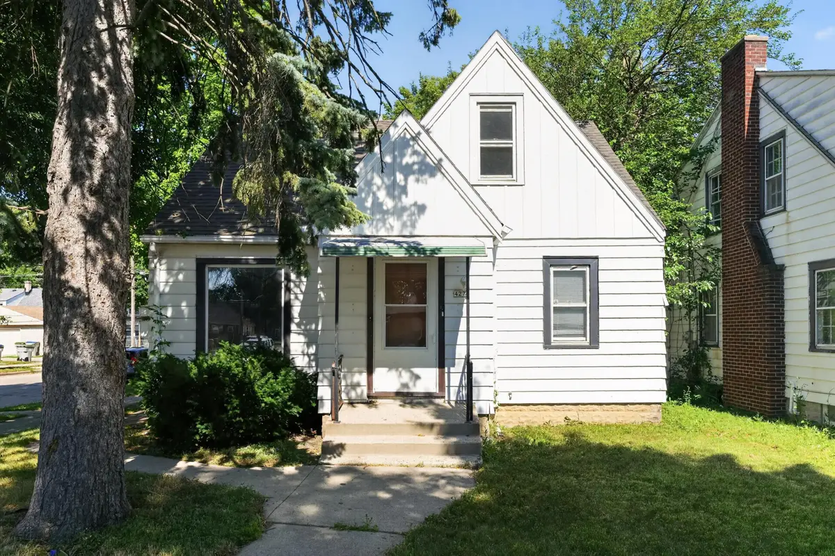 4276 N 48th St, Milwaukee, WI 53216 - #1