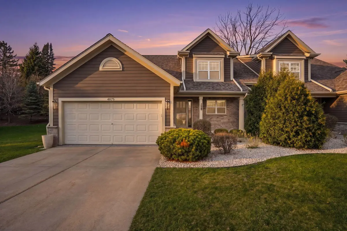 4075 Wyndham Pointe Cir, Brookfield, WI 53005 - #1