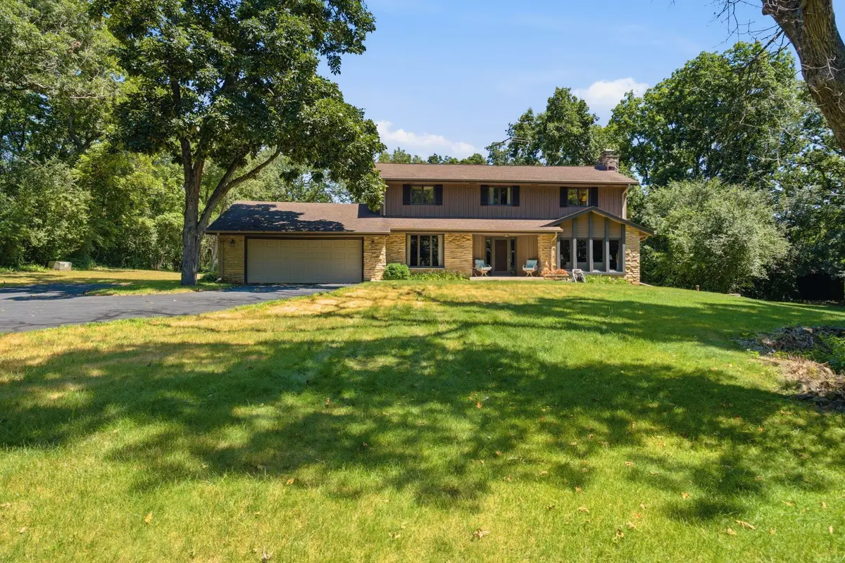 W286S4660 Woods Rd, Genesee, WI 53189 - #1
