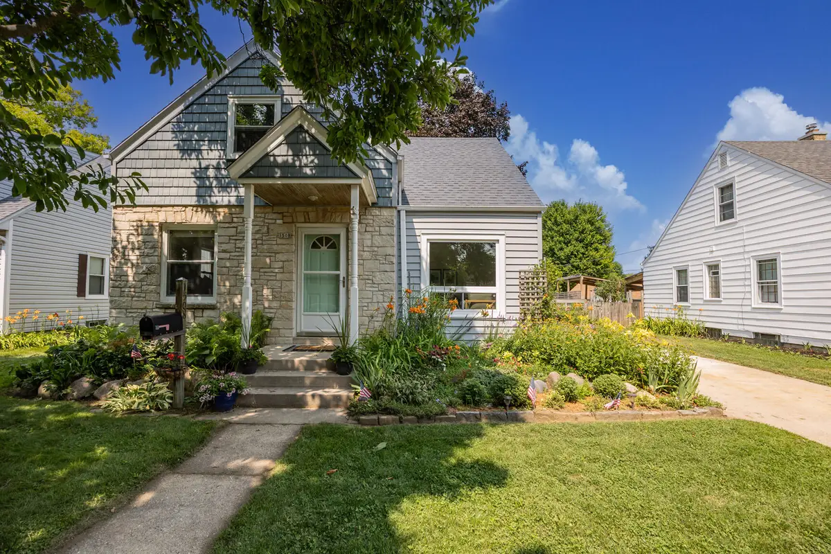 1508 E Tripoli Ave, Milwaukee, WI 53207 - #1