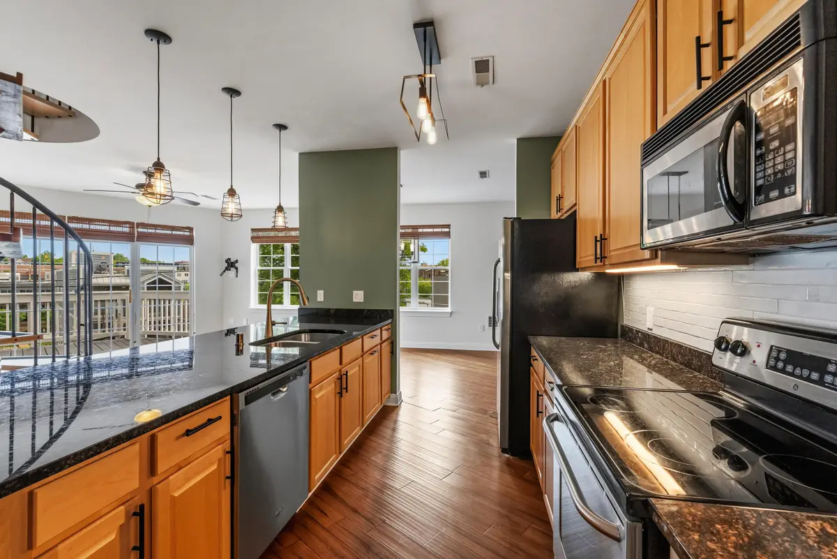 1888 N Humboldt Ave, Milwaukee, WI 53202 - #1