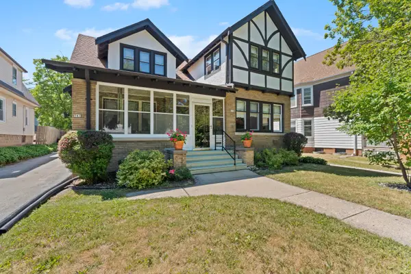 539 N 64th St, Wauwatosa, WI 53213