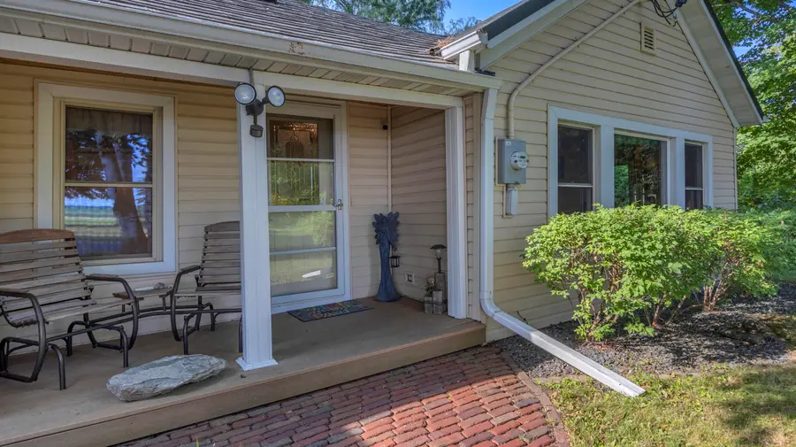 W5602 Lost Arrow Rd, Byron, WI 54937 - #2