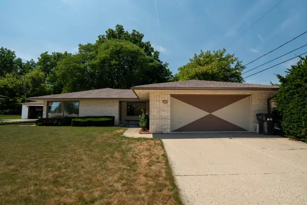 1210 18th Ave, South Milwaukee, WI 53172