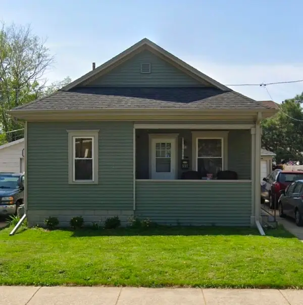 557 Harvey Dr, Racine, WI 53405