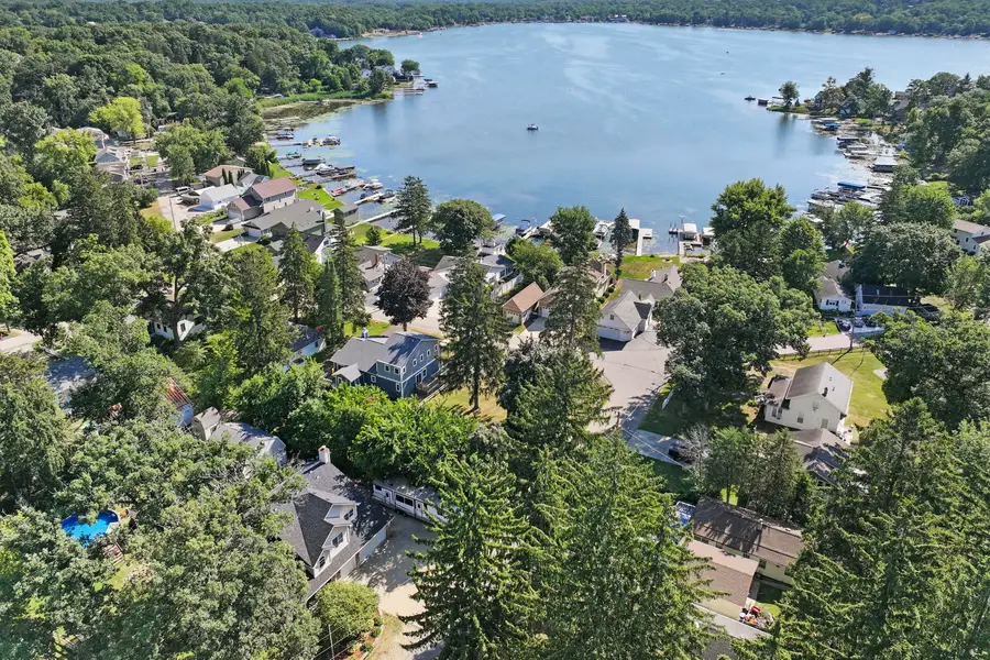 614 Indian Point Rd, Twin Lakes, WI 53181 - #3