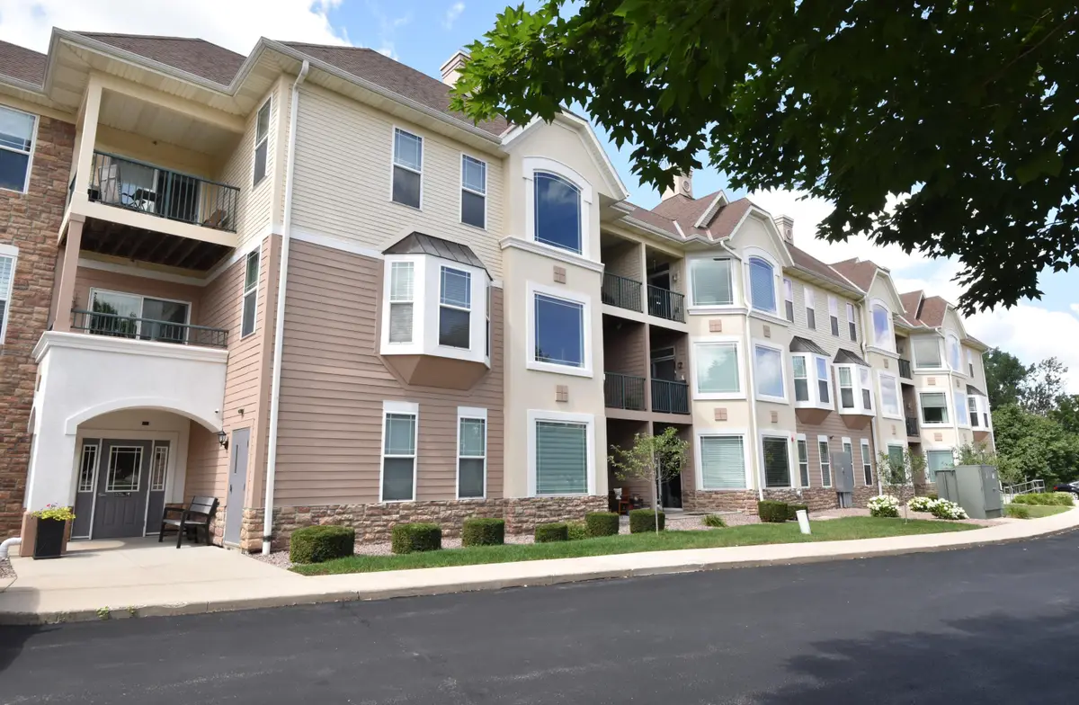 N74W13737 Appleton Ave, Menomonee Falls, WI 53051 - #1