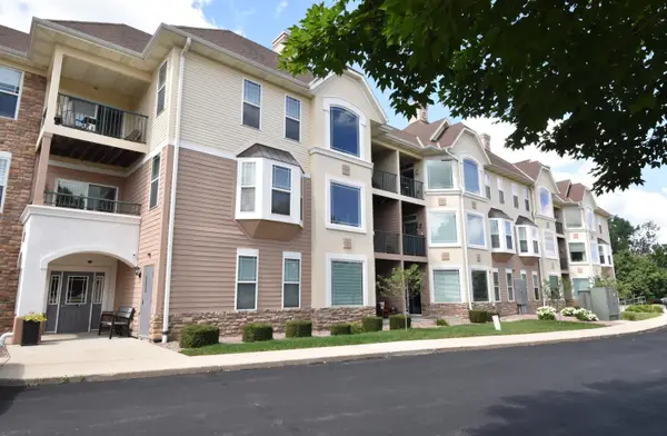N74W13737 Appleton Ave, Menomonee Falls, WI 53051