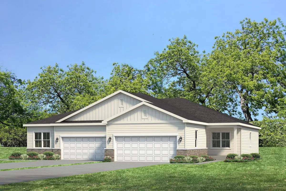 322 Creekside Pl, Delavan, WI 53115 - #1