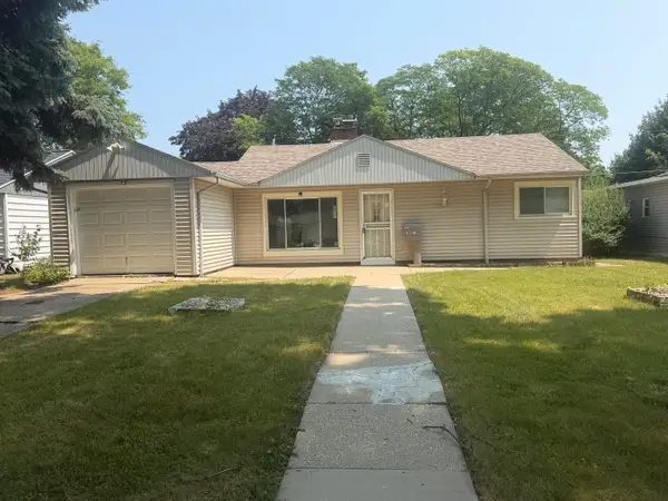 3724 N 61st St, Milwaukee, WI 53216