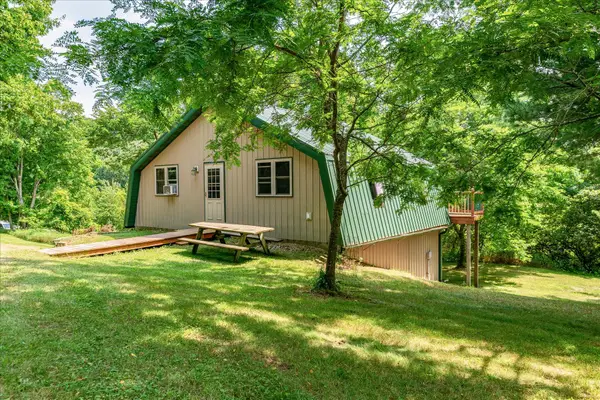 S3997 Stittleburg Ln, Stark, WI 54639