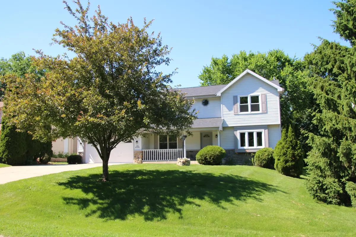 S70W19298 Wentland Dr, Muskego, WI 53150 - #1