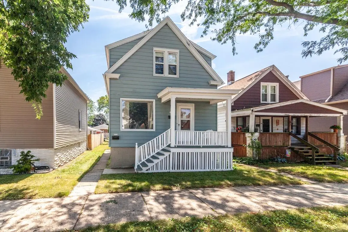 3473 E Armour Ave, Cudahy, WI 53110 - #1