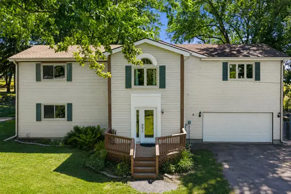 26941 103rd Pl, Salem Lakes, WI 53179