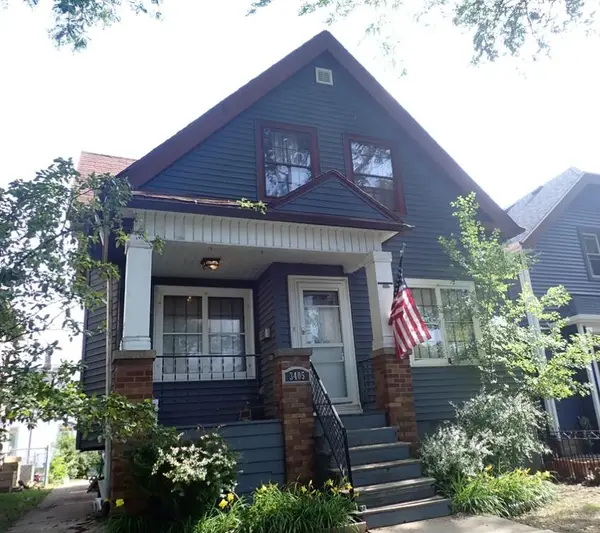 3405 W Hayes Ave, Milwaukee, WI 53215