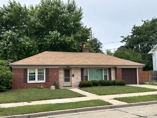 1348 Grove Ave, Racine, WI 53405