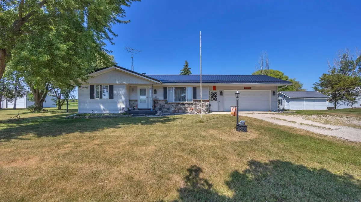W6973 Kenyon Rd, Byron, WI 53065 - #1