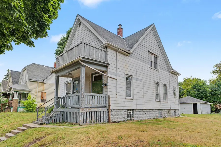 2910 N 17th St, Milwaukee, WI 53206 - #2
