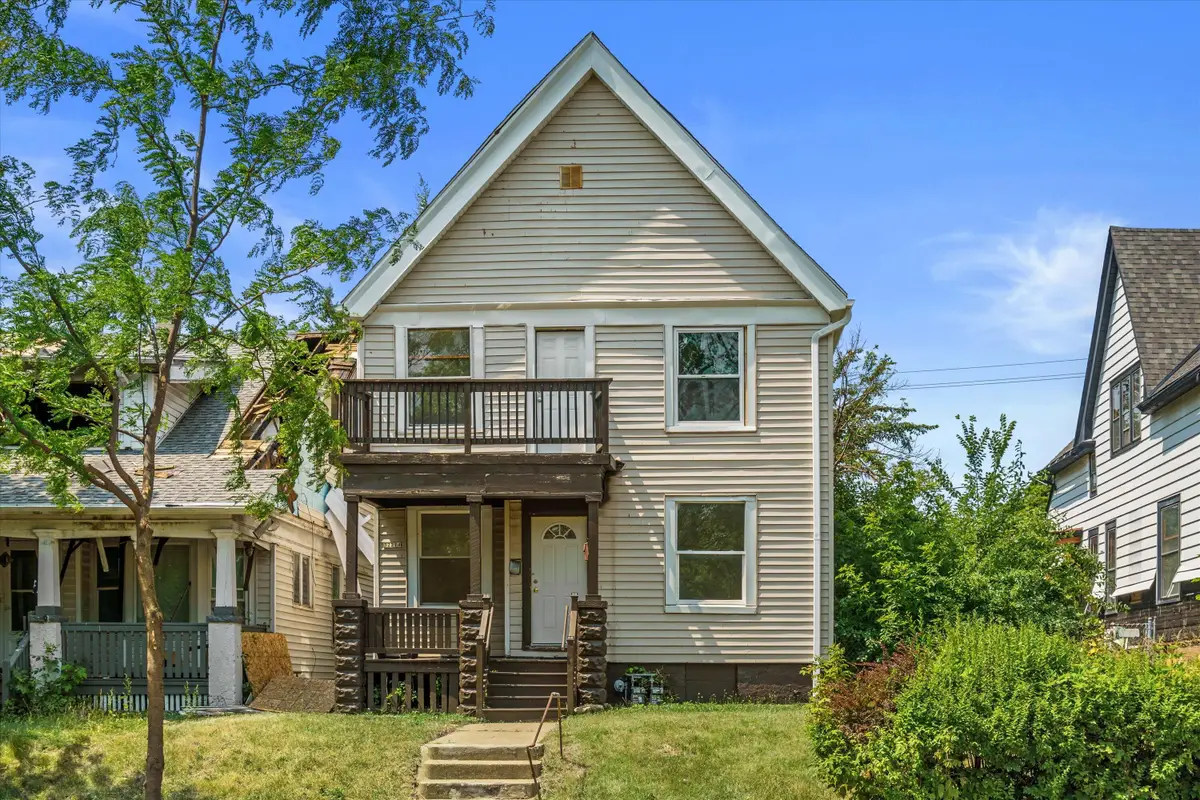 3221 N 20th St, Milwaukee, WI 53206 - #1