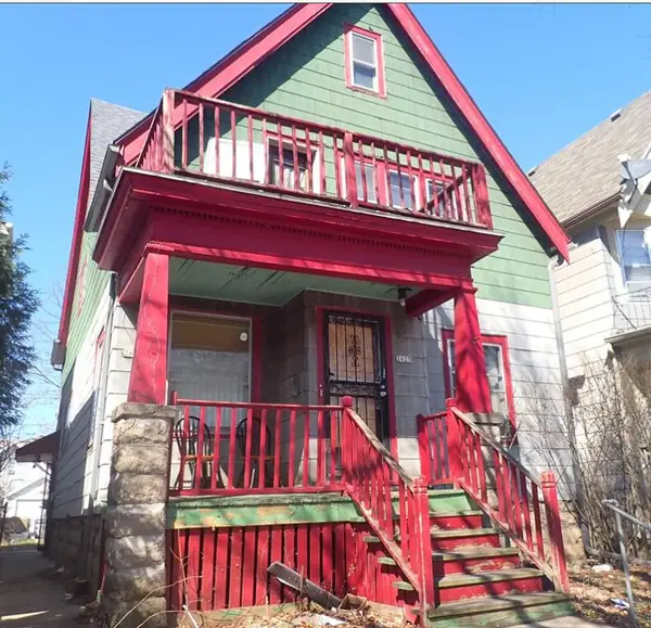 2625 N 37th St, Milwaukee, WI 53210