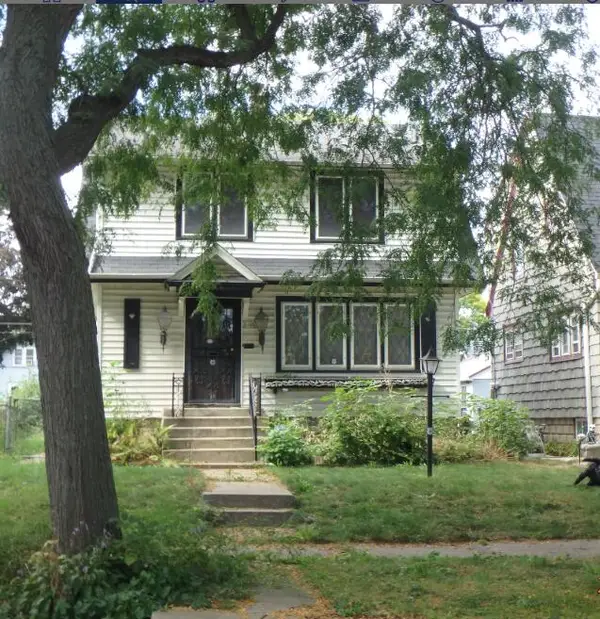 5451 N 36th St, Milwaukee, WI 53209