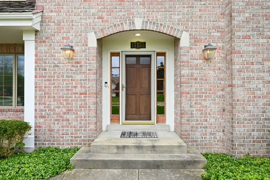 17155 Vanderbilt St, Brookfield, WI 53005 - #2
