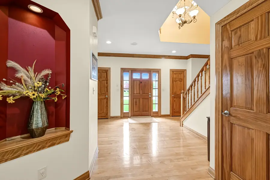 17155 Vanderbilt St, Brookfield, WI 53005 - #3