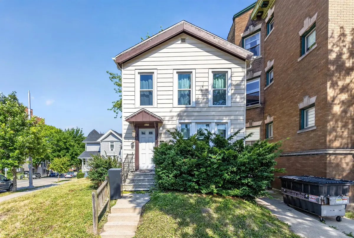 1450 N Humboldt Ave, Milwaukee, WI 53202 - #1