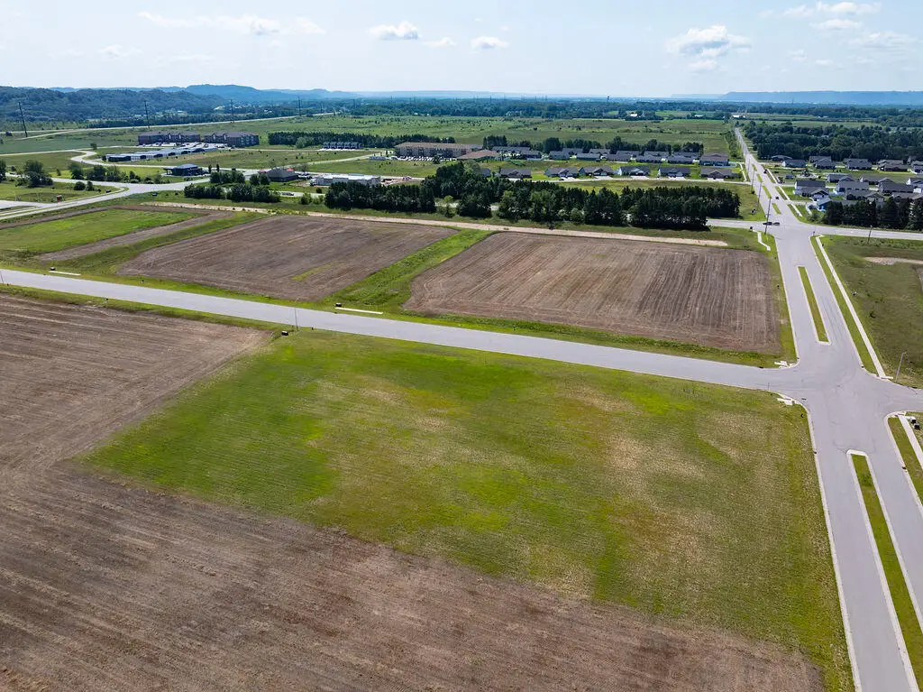 1907 Temte St, Holmen, WI 54636 - #1