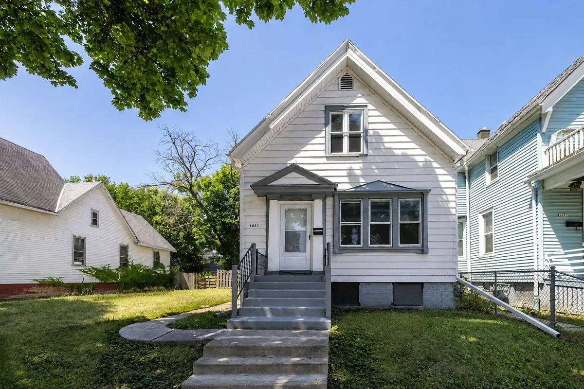 1431 N 29th St, Milwaukee, WI 53208 - #1