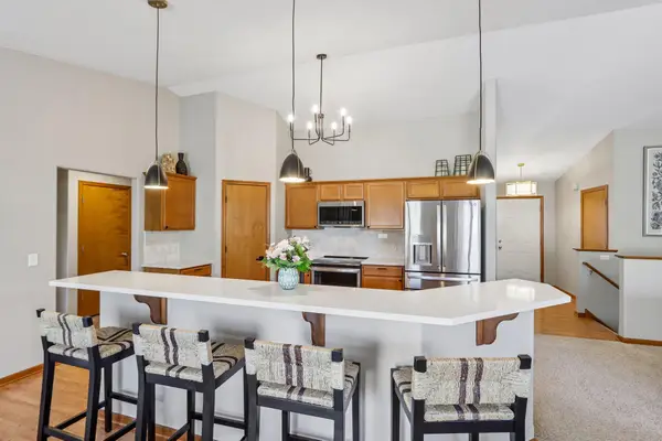 1120 Black Walnut Pass, Johnson Creek, WI 53094