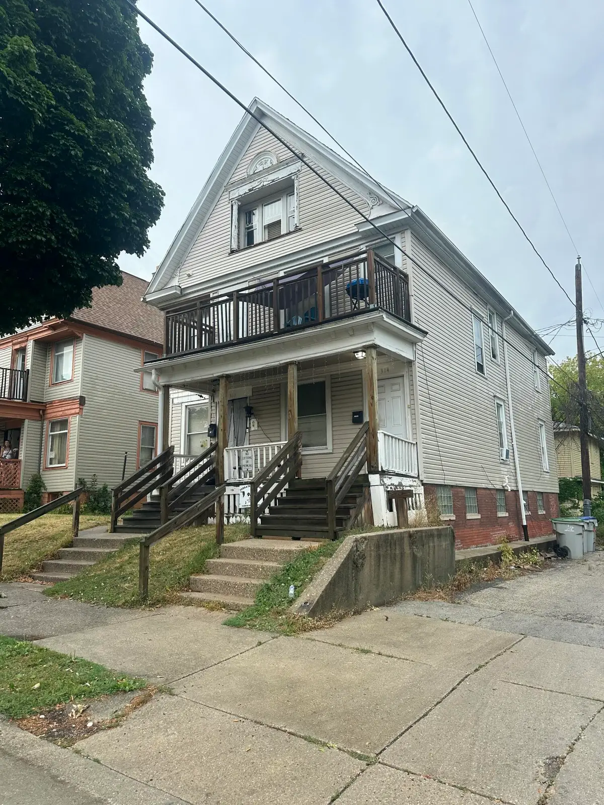 312 E Hadley St, Milwaukee, WI 53212 - #1