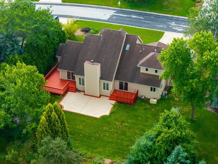 N53W14172 St Andrews Dr, Menomonee Falls, WI 53051 - #3