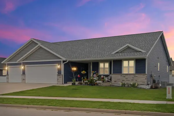 2019 Spakenburg Rd, Holmen, WI 54636