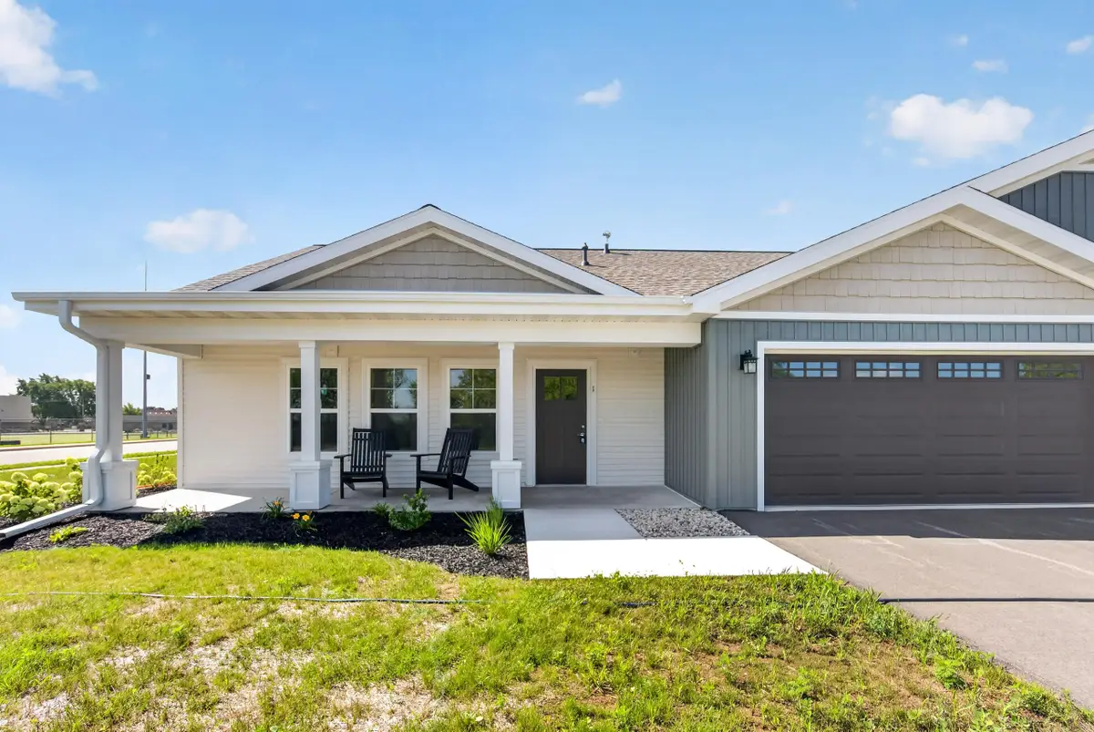 1601 Wildlife Dr, Kewaskum, WI 53040 - #1