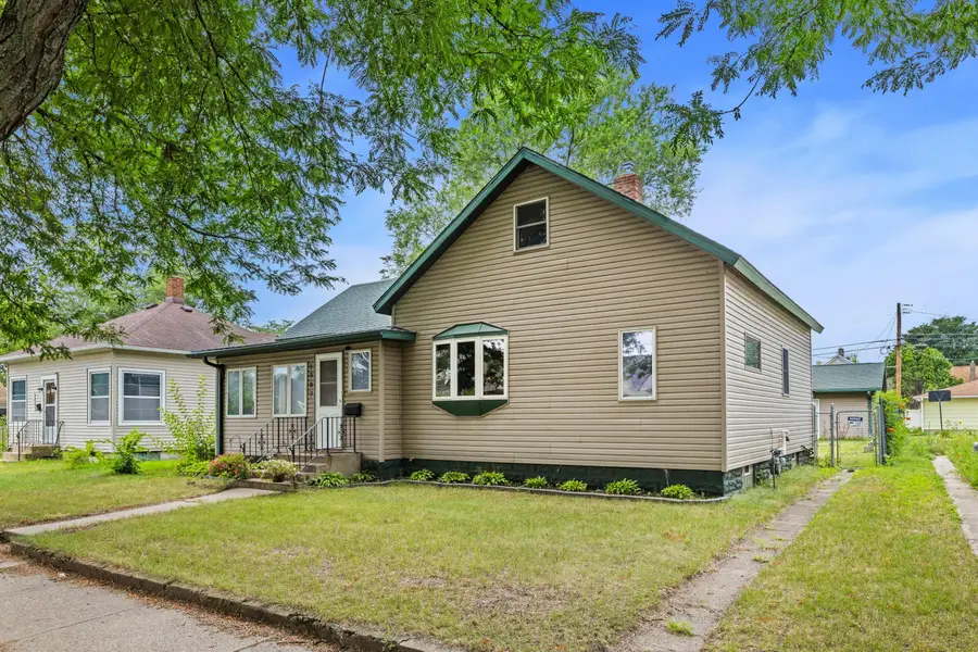 1307 Kane St, La Crosse, WI 54603 - #2