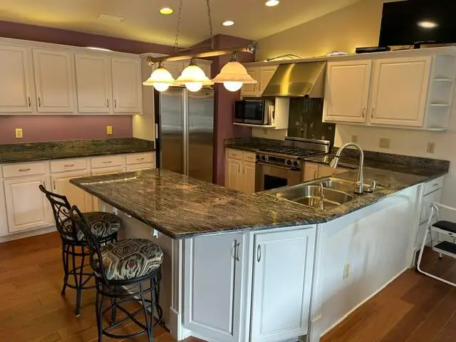 1111 N Sunnyslope Dr, Mount Pleasant, WI 53406 - #3