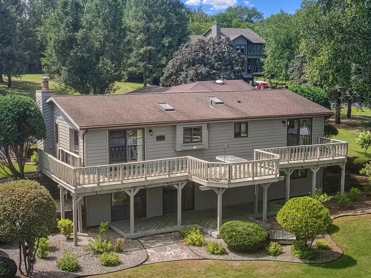 W5300 Briarwood Rd, Sugar Creek, WI 53121 - #1