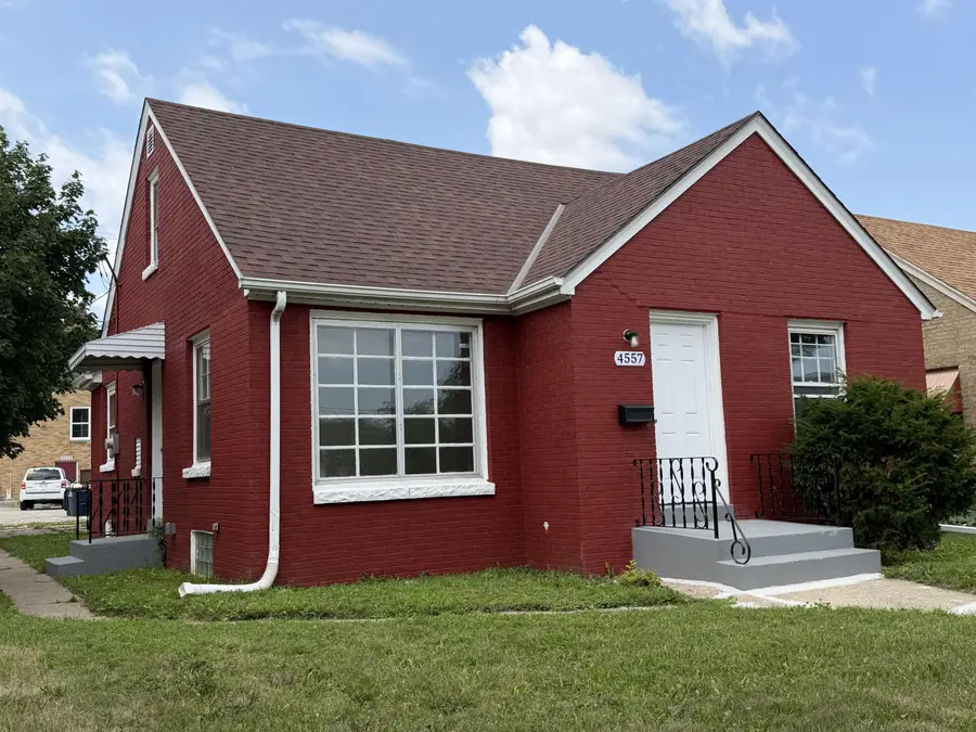 4557 N 26th St, Milwaukee, WI 53209 - #3